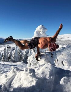 Il Metodo Wim Hof: Respirazione e Ghiaccio per un Corpo d’Acciaio